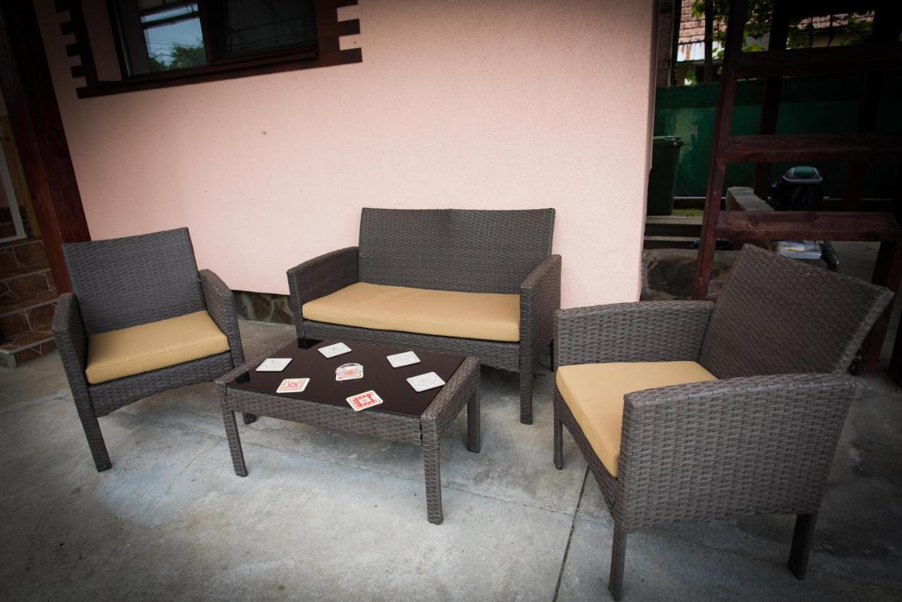 Peris Erika'S Holiday Cottage المظهر الخارجي الصورة